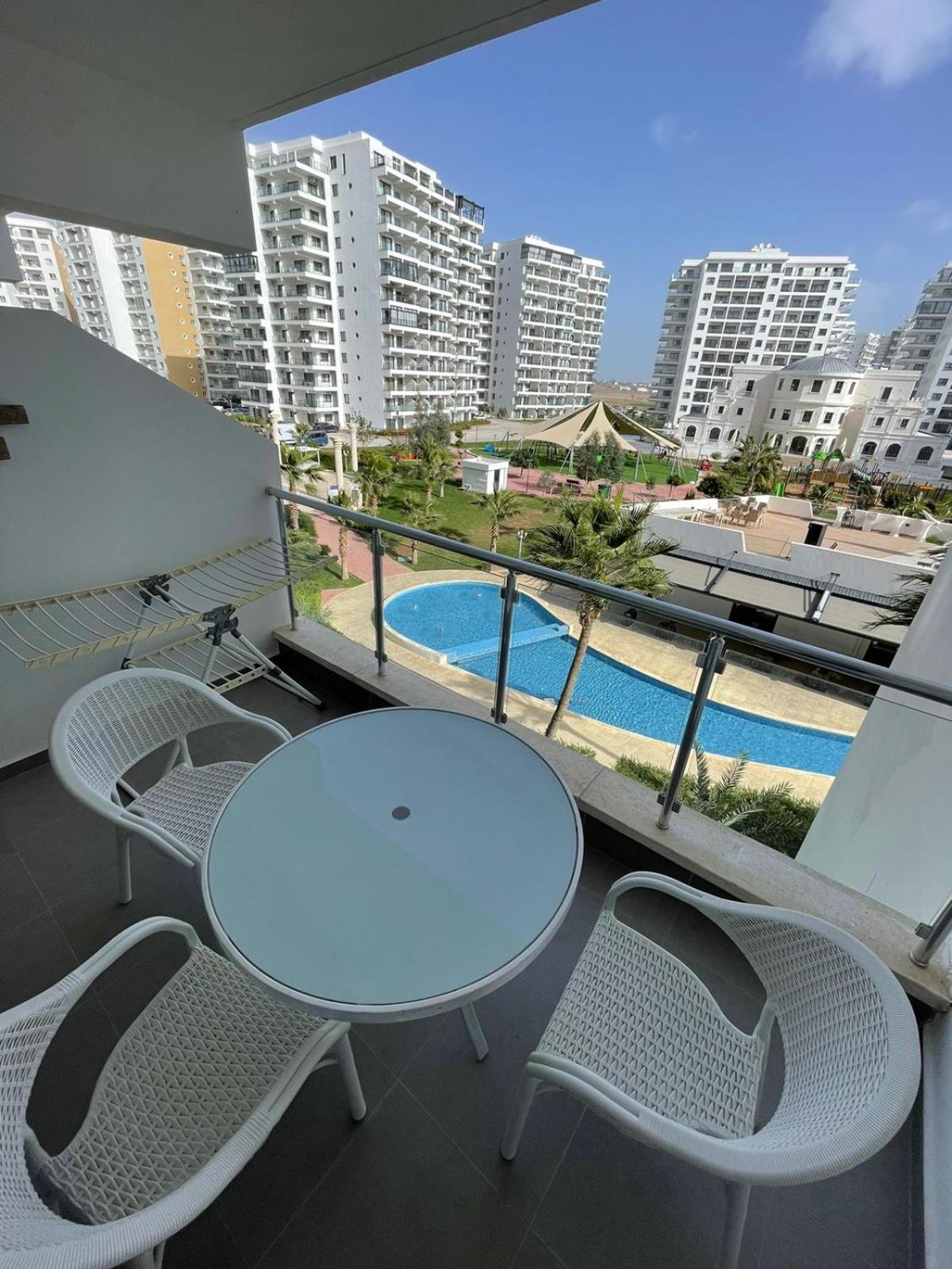 Trikomo Blue Apartment In 5* Ceasar Resort מראה חיצוני תמונה