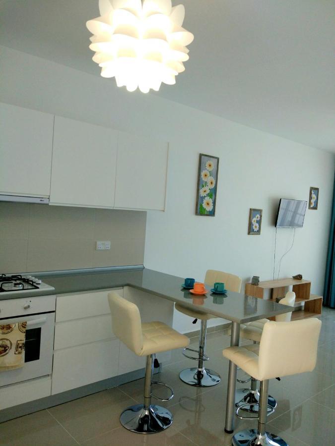 Trikomo Blue Apartment In 5* Ceasar Resort מראה חיצוני תמונה